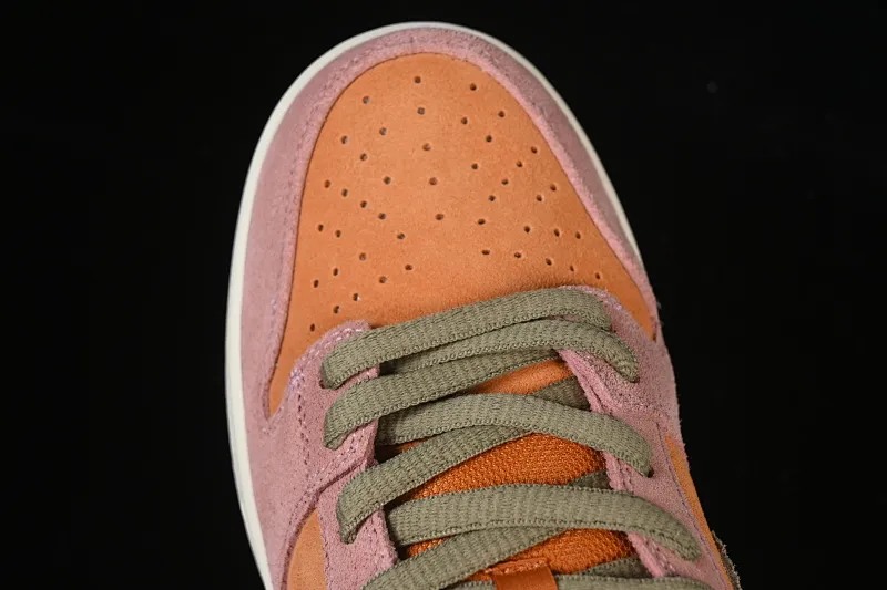 All Categories Nk SB Dunk Series Nk SB Dunk Low Low-top sneakers Nike SB Dunk Low "Red Stardust" Stardust powder Low-top casual sneakers HJ4135-600